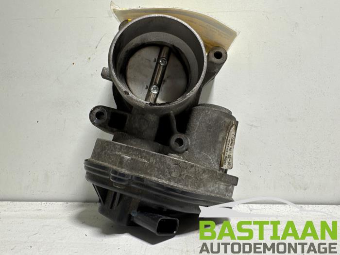 Gebruikte Gasklephuis Volvo V50 (MW) 2.0 16V Prijs € 49,99 Margeregeling aangeboden door Bastiaan Autodemontage