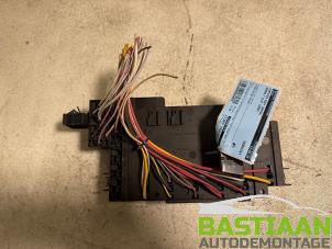 Gebruikte Module Bodycontrol Renault Clio II (BB/CB) 1.4 Prijs € 74,95 Margeregeling aangeboden door Bastiaan Autodemontage