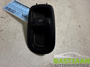 Gebruikte Raam schakelaar elektrisch Ford Transit Custom 2.0 TDCi 16V Eco Blue 105 Prijs € 9,99 Margeregeling aangeboden door Bastiaan Autodemontage