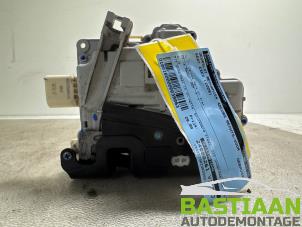 Gebruikte Slotmechaniek Portier 4Deurs rechts-voor Seat Exeo (3R2) 2.0 TDI 16V Prijs € 29,99 Margeregeling aangeboden door Bastiaan Autodemontage