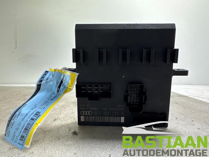 Computer Body Control van een Seat Exeo (3R2) 2.0 TDI 16V 2009