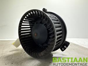 Gebruikte Blower Seat Exeo (3R2) 2.0 TDI 16V Prijs € 29,99 Margeregeling aangeboden door Bastiaan Autodemontage