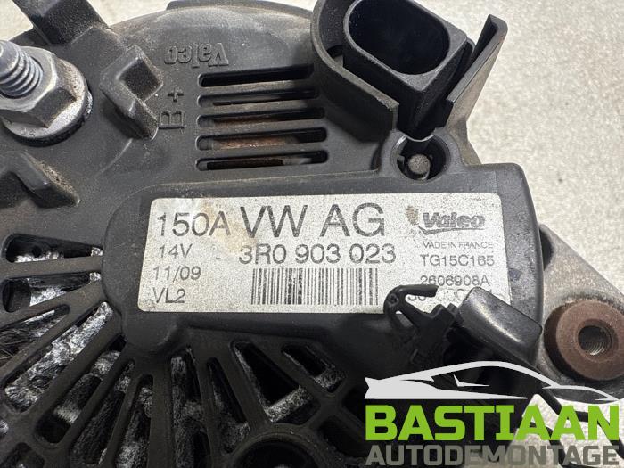 Dynamo van een Seat Exeo (3R2) 2.0 TDI 16V 2009