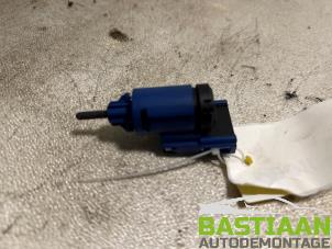 Gebruikte Koppeling schakelaar Seat Exeo (3R2) 2.0 TDI 16V Prijs € 4,99 Margeregeling aangeboden door Bastiaan Autodemontage