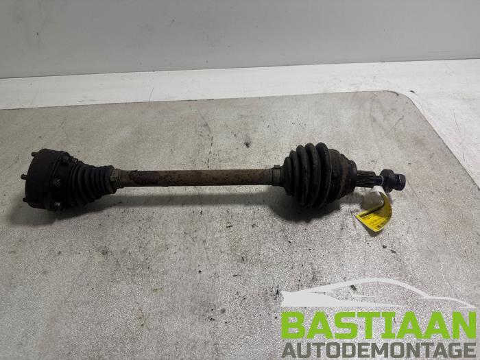 Gebruikte Steekas links-voor Volkswagen Golf V (1K1) 1.6 FSI 16V Prijs € 39,99 Margeregeling aangeboden door Bastiaan Autodemontage