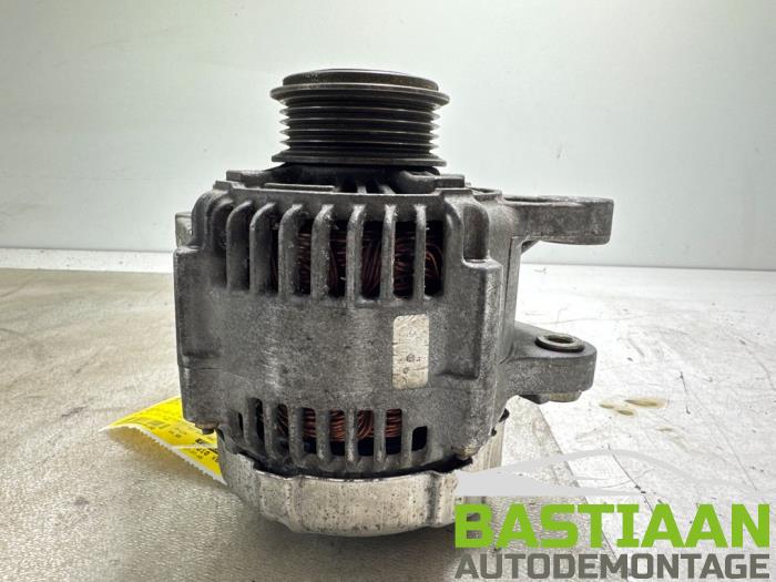 Gebruikte Dynamo Toyota Yaris (P1) 1.4 D-4D Prijs € 44,95 Margeregeling aangeboden door Bastiaan Autodemontage