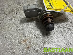 Gebruikte Nokkenas Sensor Volkswagen Golf Plus (5M1/1KP) 1.6 FSI 16V Prijs € 6,99 Margeregeling aangeboden door Bastiaan Autodemontage