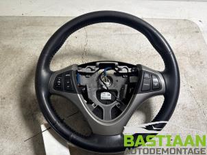 Gebruikte Stuurwiel Hyundai i30 Crosswagon (WWH) 2.0 CVVT 16V Prijs € 59,99 Margeregeling aangeboden door Bastiaan Autodemontage