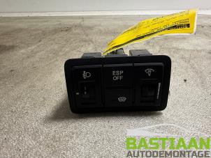 Gebruikte Hoogteregelaar schakelaar Hyundai i30 Crosswagon (WWH) 2.0 CVVT 16V Prijs € 14,99 Margeregeling aangeboden door Bastiaan Autodemontage