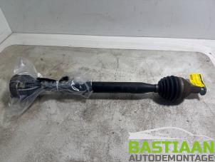 Gebruikte Steekas rechts-voor Volkswagen Polo V (6R) 1.2 TSI 16V BlueMotion Technology Prijs € 49,99 Margeregeling aangeboden door Bastiaan Autodemontage