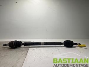 Gebruikte Aandrijfas rechts-voor Hyundai i30 Wagon (GDHF5) 1.6 CRDi 16V VGT Prijs € 119,99 Margeregeling aangeboden door Bastiaan Autodemontage