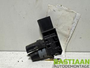 Gebruikte Brandstofdruk sensor Volkswagen Caddy III (2KA,2KH,2CA,2CH) 1.6 TDI 16V Prijs € 24,99 Margeregeling aangeboden door Bastiaan Autodemontage
