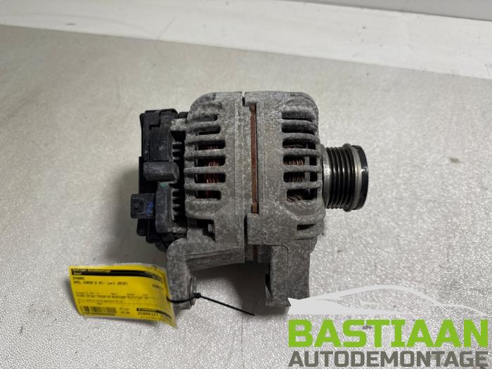 Gebruikte Dynamo Opel Corsa D 1.4 16V LPG Prijs € 39,99 Margeregeling aangeboden door Bastiaan Autodemontage