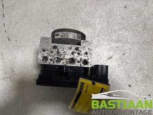 Gebruikte ABS Pomp Ford Fiesta 6 (JA8) 1.25 16V Prijs € 349,99 Margeregeling aangeboden door Bastiaan Autodemontage