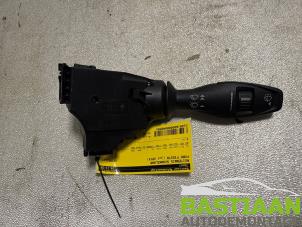 Gebruikte Ruitenwis Schakelaar Ford Fiesta 6 (JA8) 1.25 16V Prijs € 24,99 Margeregeling aangeboden door Bastiaan Autodemontage