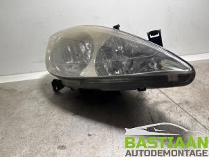 Gebruikte Koplamp rechts Peugeot 307 SW (3H) 2.0 16V Prijs € 39,99 Margeregeling aangeboden door Bastiaan Autodemontage