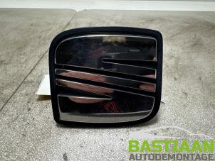 Gebruikte Handgreep Achterklep Seat Altea (5P1) 1.6 Prijs € 34,99 Margeregeling aangeboden door Bastiaan Autodemontage