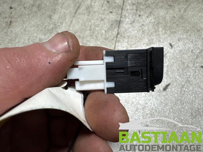 ESP Schakelaar van een Seat Altea (5P1) 1.6 2007