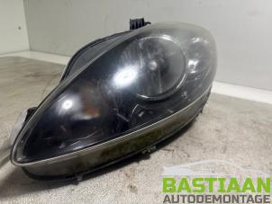 Gebruikte Linker Koplamp Seat Altea (5P1) 1.6 Prijs € 45,99 Margeregeling aangeboden door Bastiaan Autodemontage