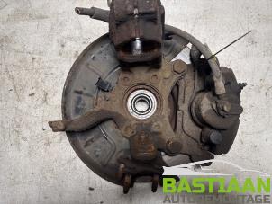 Gebruikte Fusee links-voor Volkswagen Golf VI (5K1) 1.8 TSI 16V Prijs € 39,97 Margeregeling aangeboden door Bastiaan Autodemontage