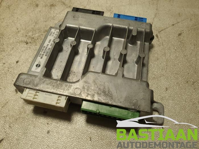 Gebruikte Comfort Module BMW Mini (R50/53) 1.6 16V One Prijs € 74,95 Margeregeling aangeboden door Bastiaan Autodemontage