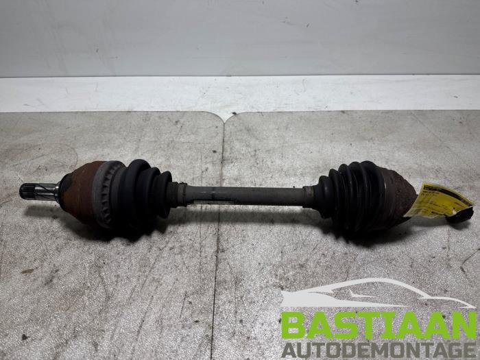 Gebruikte Aandrijfas links-voor Opel Astra J Sports Tourer (PD8/PE8/PF8) 1.3 CDTI 16V ecoFlex Prijs € 39,95 Margeregeling aangeboden door Bastiaan Autodemontage