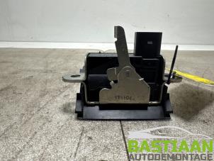 Gebruikte Slotmechaniek Achterklep Seat Leon (1P1) 2.0 TFSI FR 16V Prijs € 19,97 Margeregeling aangeboden door Bastiaan Autodemontage