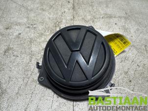 Gebruikte Handgreep Achterklep Volkswagen Polo V (6R) 1.2 TDI 12V BlueMotion Prijs € 24,97 Margeregeling aangeboden door Bastiaan Autodemontage