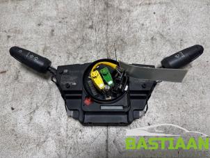 Gebruikte Licht + Raw Schakelaar Opel Corsa D 1.2 16V Prijs € 34,97 Margeregeling aangeboden door Bastiaan Autodemontage