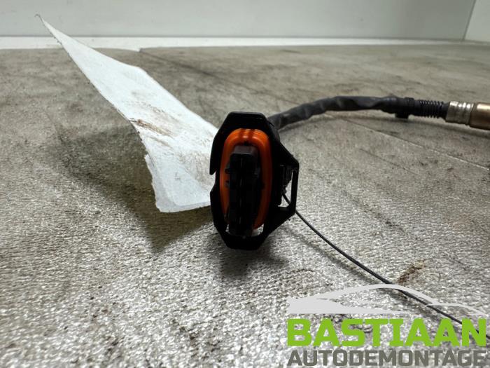 Lambda Sonde van een Opel Corsa D 1.4 16V Twinport 2009