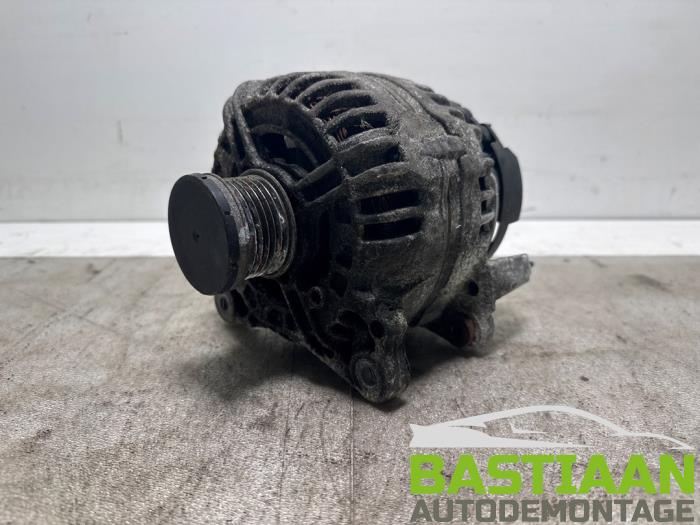 Dynamo van een Volkswagen Golf VI (5K1) 1.4 TSI 122 16V 2009