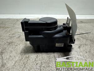 Gebruikte Tempomaat Kia Sportage (JE) 2.7 V6 24V 4x4 Prijs € 74,97 Margeregeling aangeboden door Bastiaan Autodemontage