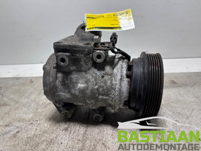 Aircopomp van een Kia Sportage (JE) 2.7 V6 24V 4x4 2005