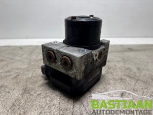 Gebruikte ABS Pomp Kia Sportage (JE) 2.7 V6 24V 4x4 Prijs € 174,97 Margeregeling aangeboden door Bastiaan Autodemontage