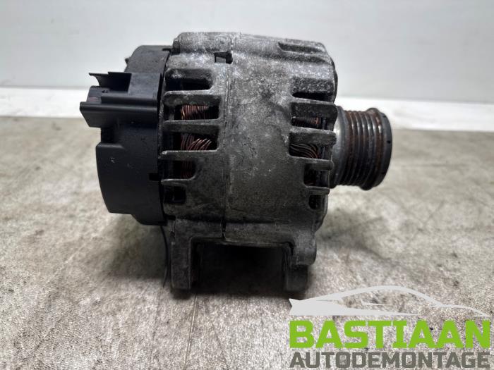 Gebruikte Dynamo Seat Ibiza IV (6J5) 1.2 TDI Ecomotive Prijs € 49,97 Margeregeling aangeboden door Bastiaan Autodemontage
