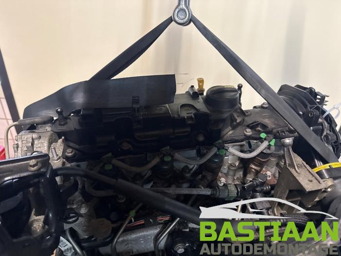 Gebruikte Motor Ford Focus 3 Wagon 1.6 TDCi ECOnetic Prijs € 474,95 Margeregeling aangeboden door Bastiaan Autodemontage