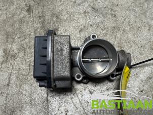 Gasklephuis van een Peugeot 307 SW (3H) 2.0 16V 2006