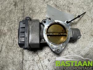 Gasklephuis van een Peugeot 307 SW (3H) 2.0 16V 2006