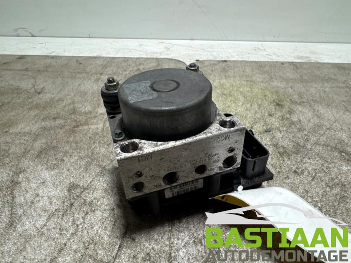 Gebruikte ABS Pomp Fiat 500 (312) 1.2 Prijs € 39,97 Margeregeling aangeboden door Bastiaan Autodemontage