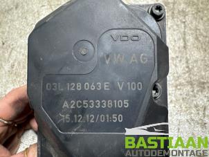 Gasklephuis van een Volkswagen Tiguan (5N1/2) 2.0 TDI 16V 4Motion 2009