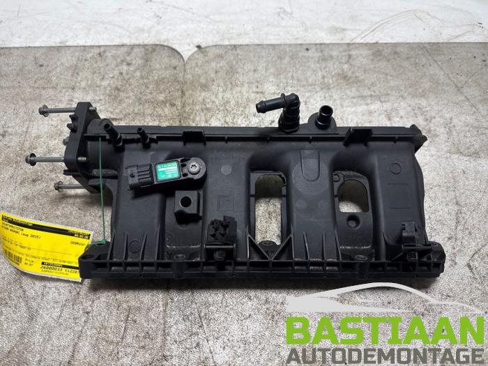 Gebruikte Spruitstuk Inlaat Nissan Qashqai (J11) 1.2 DIG-T 16V Prijs € 64,97 Margeregeling aangeboden door Bastiaan Autodemontage