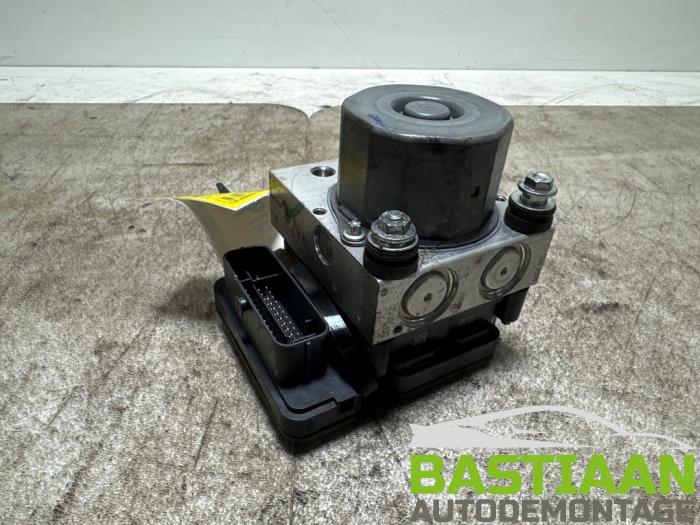 Gebruikte ABS Pomp Nissan Qashqai (J11) 1.2 DIG-T 16V Prijs € 74,97 Margeregeling aangeboden door Bastiaan Autodemontage