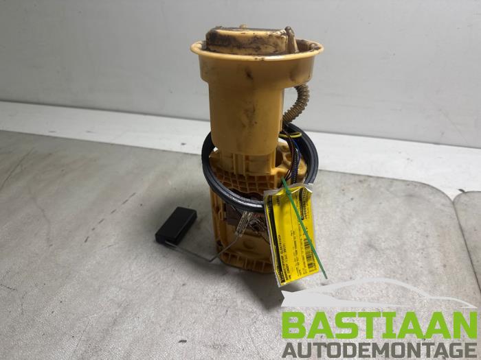 Gebruikte Brandstofpomp Elektrisch Volkswagen Caddy III (2KA,2KH,2CA,2CH) 1.6 TDI 16V Prijs € 49,97 Margeregeling aangeboden door Bastiaan Autodemontage
