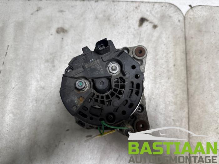 Gebruikte Alternator Volkswagen Caddy III (2KA,2KH,2CA,2CH) 1.6 TDI 16V Prijs € 34,97 Margeregeling aangeboden door Bastiaan Autodemontage