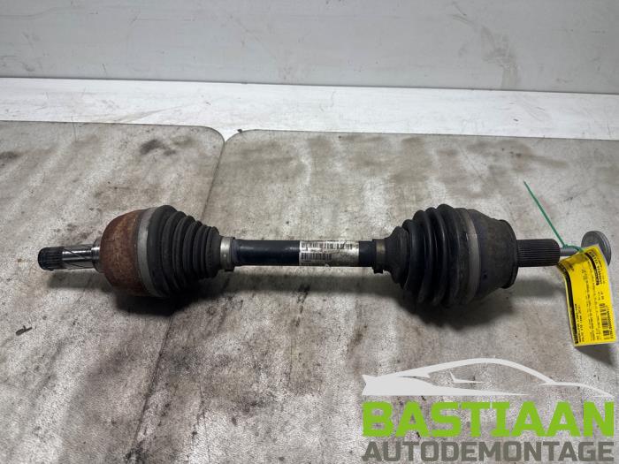 Gebruikte Aandrijfas links-voor Volvo V70 (BW) 2.0 D3 20V Prijs € 69,97 Margeregeling aangeboden door Bastiaan Autodemontage