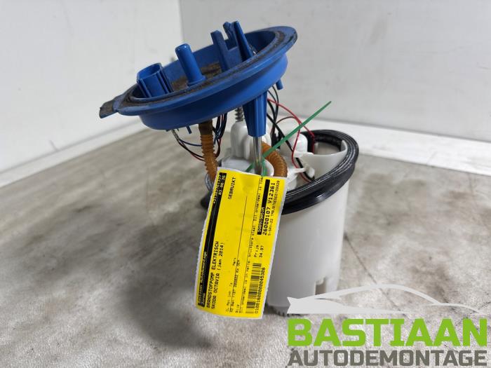 Gebruikte Tank element Pomp Skoda Octavia Combi (5EAC) 1.2 TSI 16V Prijs € 34,97 Margeregeling aangeboden door Bastiaan Autodemontage