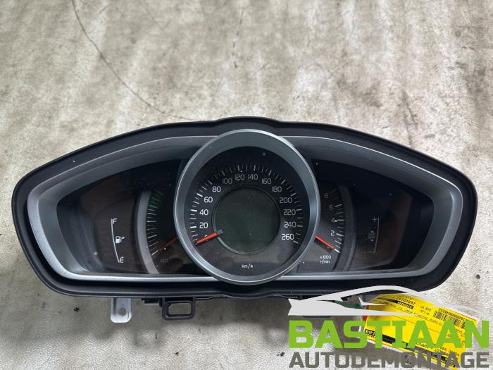 Gebruikte Kontaktslot + computer Volvo V40 (MV) 2.0 T2 16V Prijs € 339,97 Margeregeling aangeboden door Bastiaan Autodemontage