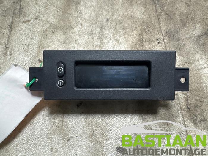 Gebruikte Display Interieur Opel Corsa D 1.4 16V Twinport Prijs € 24,97 Margeregeling aangeboden door Bastiaan Autodemontage