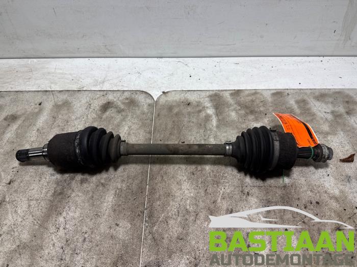 Gebruikte Aandrijfas links-voor Fiat Panda (169) 1.2, Classic Prijs € 44,97 Margeregeling aangeboden door Bastiaan Autodemontage
