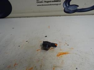 Gebruikte PDC Sensor Citroen Nemo Prijs € 35,00 Margeregeling aangeboden door De Vos Onderdelen